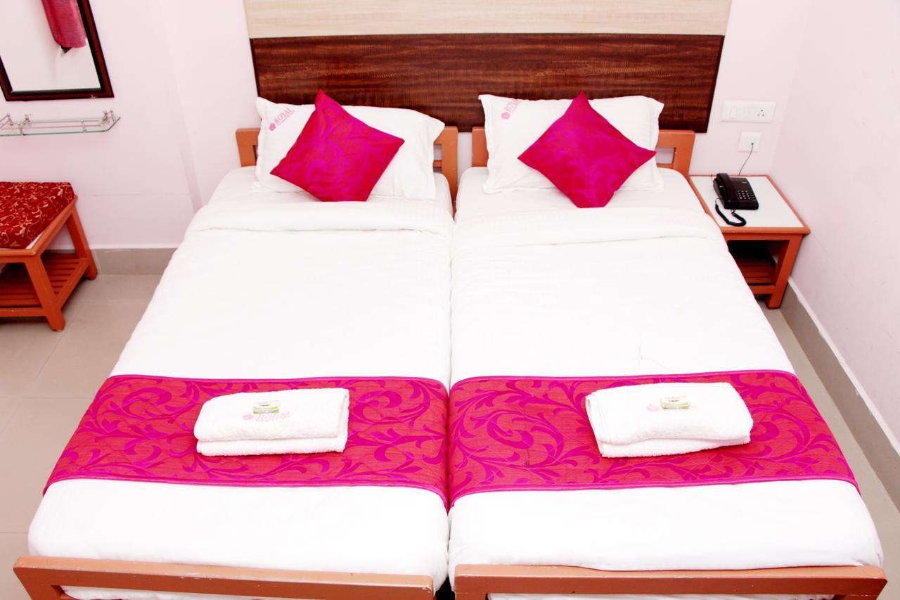 Royal Grand Days Hotel Chennai Exterior photo